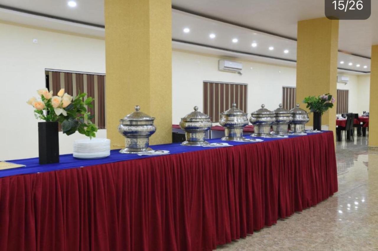 Hotel Mariya International Bodh Gaya Dış mekan fotoğraf